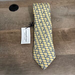 Vineyard Vines Custom Collection Yellow/Blue Arclight Branded Silk Tie - NWT